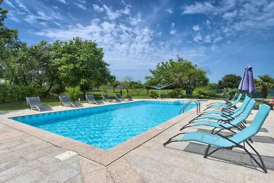 Villa in Valtura mit Schwimmbecken