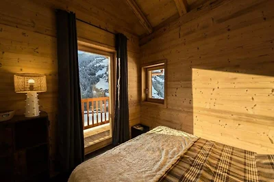 Chalet in Arèches-Beaufort mit Balkon