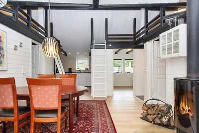 Verzaubertes Ferienhaus mit Whirlpool-By...