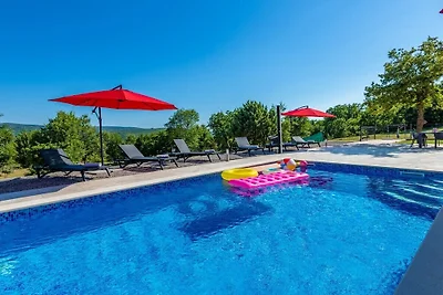 Ferienhaus in Labin mit Schwimmbecken