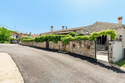 Villa in Porec mit Schwimmbecken