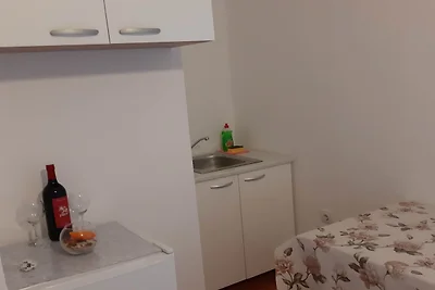 Apartments Franka Saplunara-Triple Room with ...