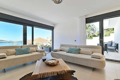 Villa Oasis - Five Bedroom Villa with Private...