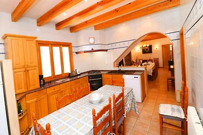 Haus in Campos mit Pool in der Nähe von Es...