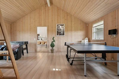 22 Personen Ferienhaus in Løkken
