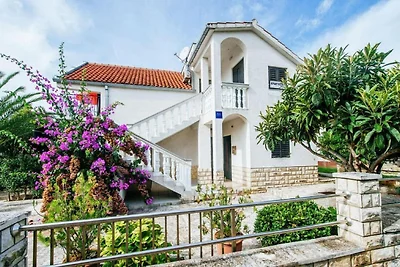Apartment mit Balkon