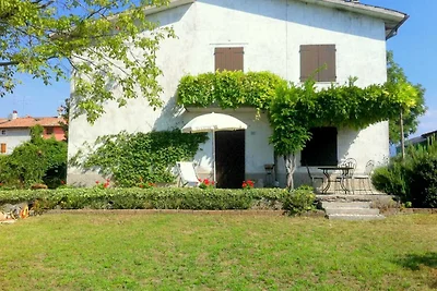 Villetta con giardino, terrazza e barbecue
