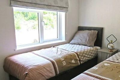 Ferienhaus in Mol mit Terrasse und Wifi