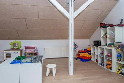 8 persone case ad Henne