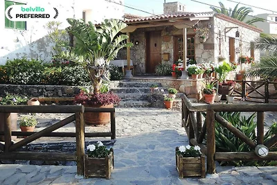 Ferienhaus mit privatem Innenpool