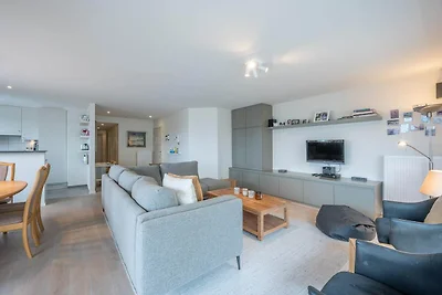 Geräumiges Eckapartment mit Meerblick