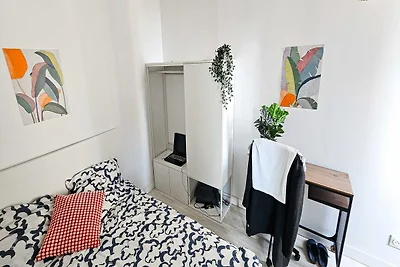 Camera privata in appartamento condiviso –...