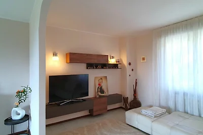 Villa mit bezauberndem Garten und...