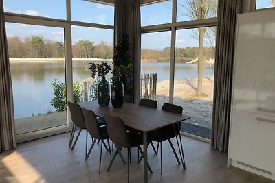 Modernes Chalet mit Garten im grünen Kempen