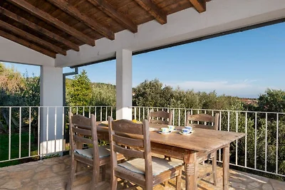House 33 A Sveta Marina