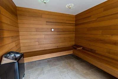 Bauernhaus in Ardennen bei Coo-Wasserfall