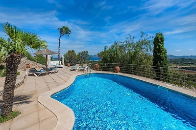 Villa mit 5 Schlafzimmern, Puerto Pollença