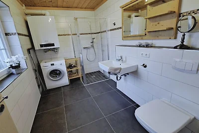 Ferienhaus in Altefähr mit Schwimmbecken