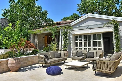 Ferienhaus in POTPIĆAN mit Schwimmbecken