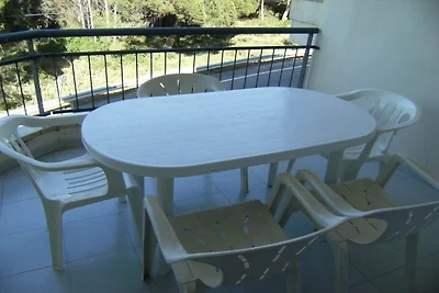 Apartment in LEscala near supermarket