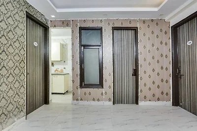 Super Hotel O Chhatarpur