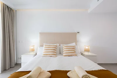 Apartment mit privater Terrasse und Meerblick