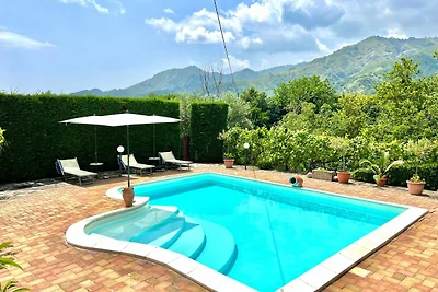 Casa vacanze con piscina a Francavilla di...