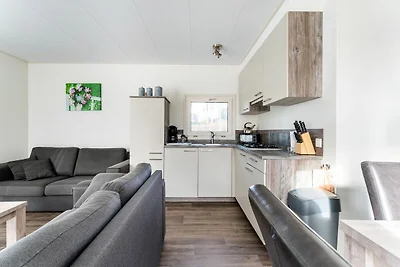 Luxe chalet  met eigen sloep en haven in Bant...