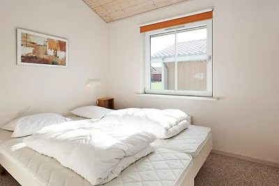 6 persone casa in un parco vacanze a Gråsten