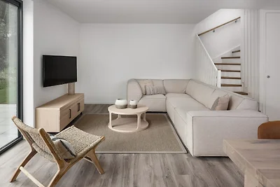 Luxe villa met wijnklimaatkast