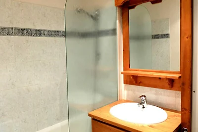 Appartamento luminoso · Accesso diretto alle ...