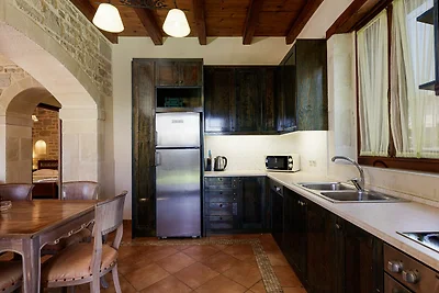 Villa in Adelianos Kampos