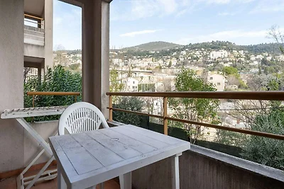 Appartamento a Grasse con piscina