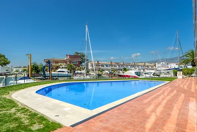Appartamento a Roses con piscina