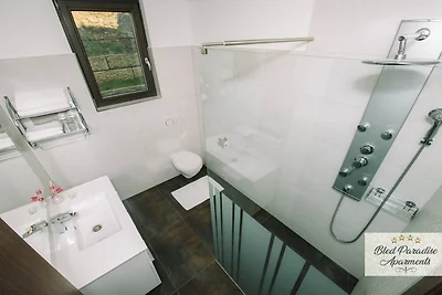 Bled Prestigious and Stylish Apartments - Sta...