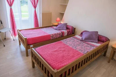 Cottage in Bacon met Wandelpaden dichtbij