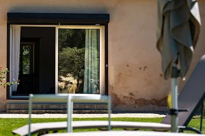 Ferienhaus in Bonnieux mit Schwimmbecken