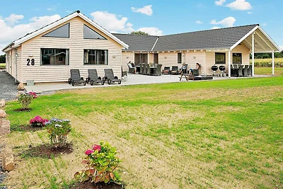 22 Personen Ferienhaus in Bogense