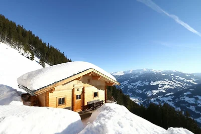 Almhütte Nase auf 1700m im Zillertal