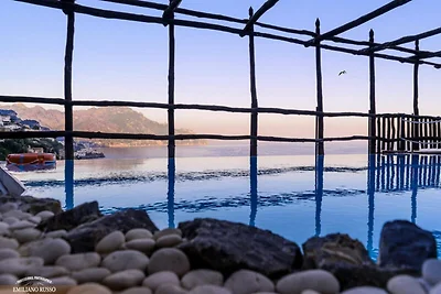 Villa in Amalfi mit privatem Pool und Strand