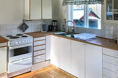 5 Personen Ferienhaus in STAVSJÖ-By Traum