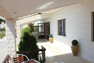 Guest House San Antonio-Triple Room with Balc...