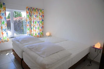 Spazioso bungalow con ampio giardino