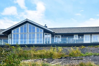 8 Personen Ferienhaus in TORVIKBUKT