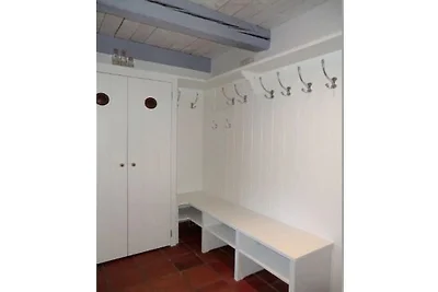 Ferienhaus in Borgsum mit Schwimmbecken