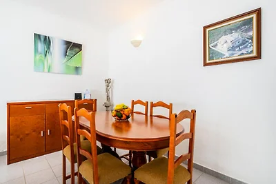 Villa in der Nähe des Strandes von São Rafael...