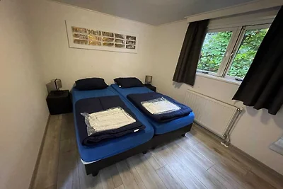 Chalet para 4 personas con ducha de lluvia.