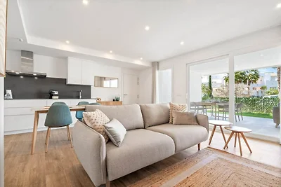 Stylish 4 Pers. Apt. ALCAZABO LAGOON...