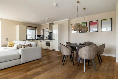 Apartment with Scheveningen harbor view