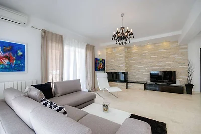 Villa in Rovinjsko Selo mit privatem Pool